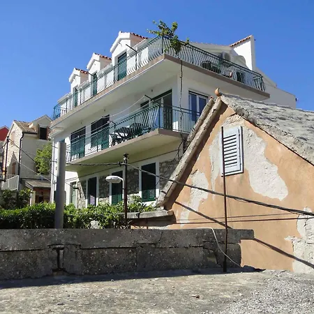 In - Sibenik Riviera 35562 * Primošten